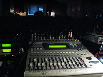 Amplificazione e registrazione di un convegno in una sala pubblica
